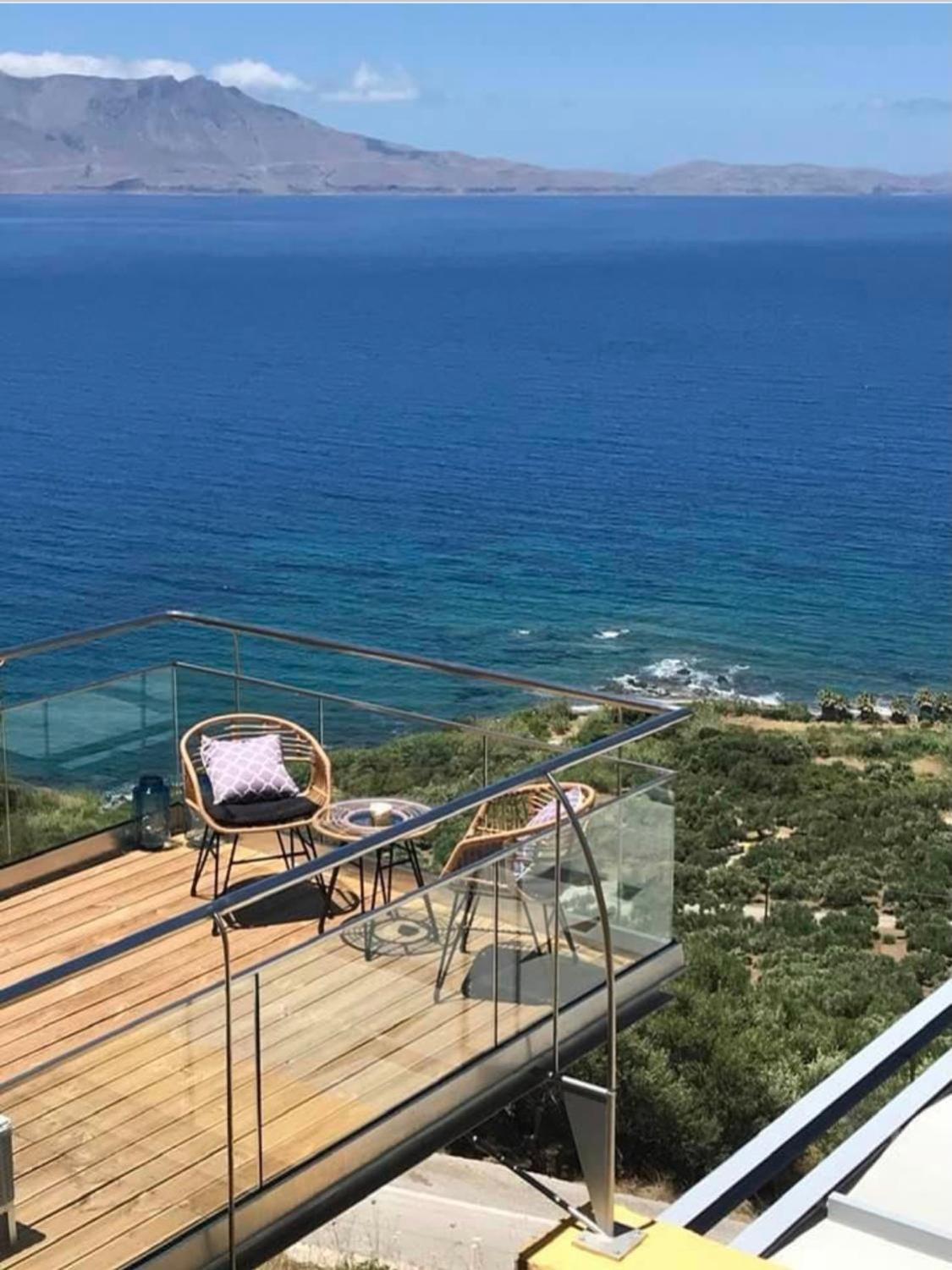 Beachfront Ravdoucha Epavlis Eleni Villa - Pool, Hot Tub, Gym, Sauna, Private Parking, Wifi Chania  Екстер'єр фото